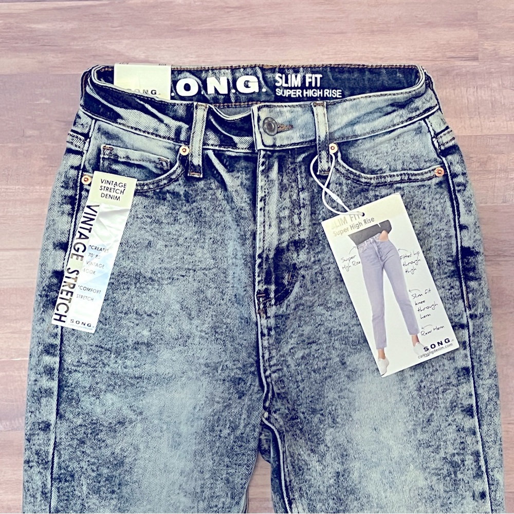 Size 5 S.O.N.G. Slim Fit Jeans